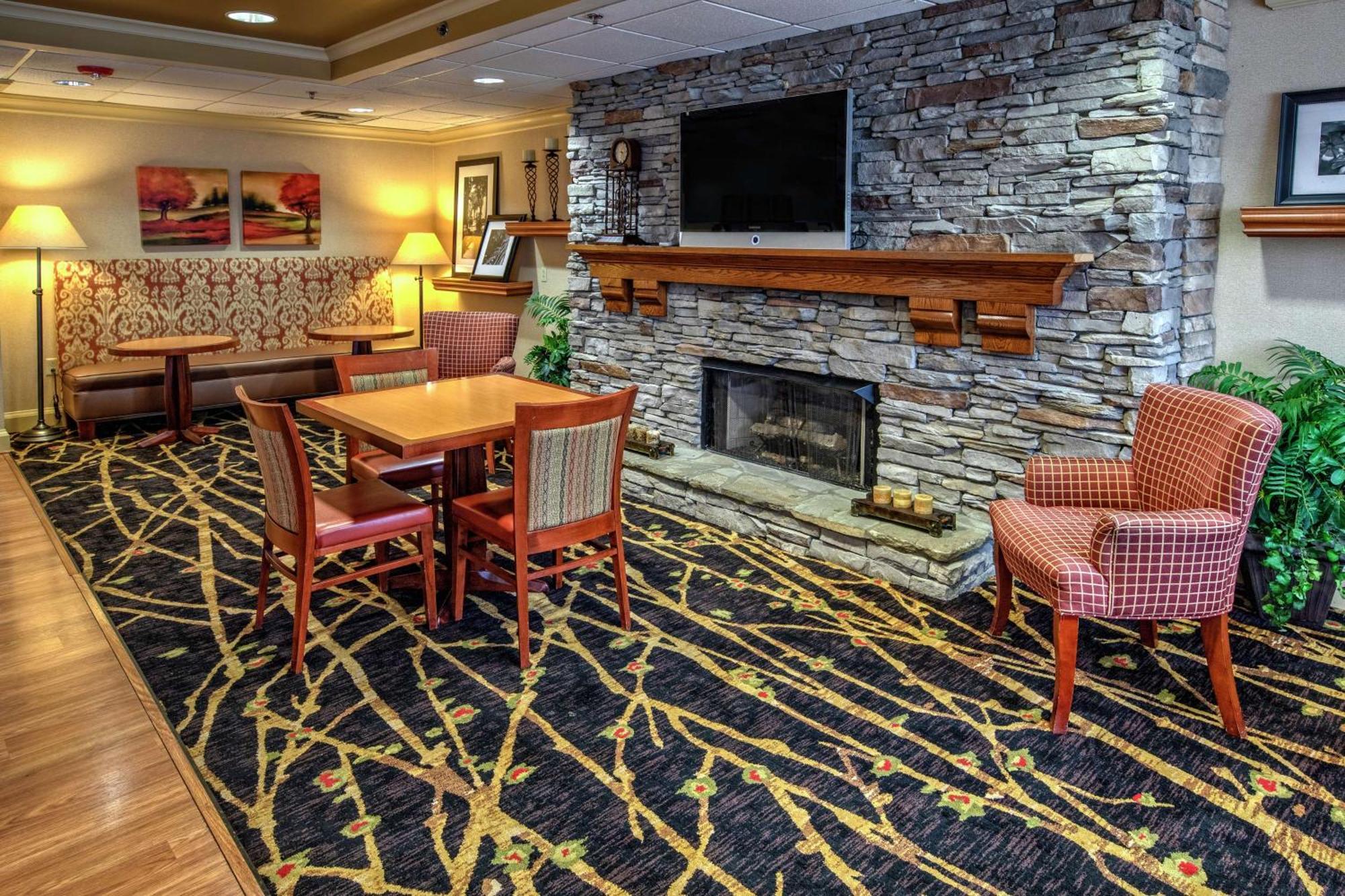 Hampton Inn Charlotte/Matthews Exterior photo