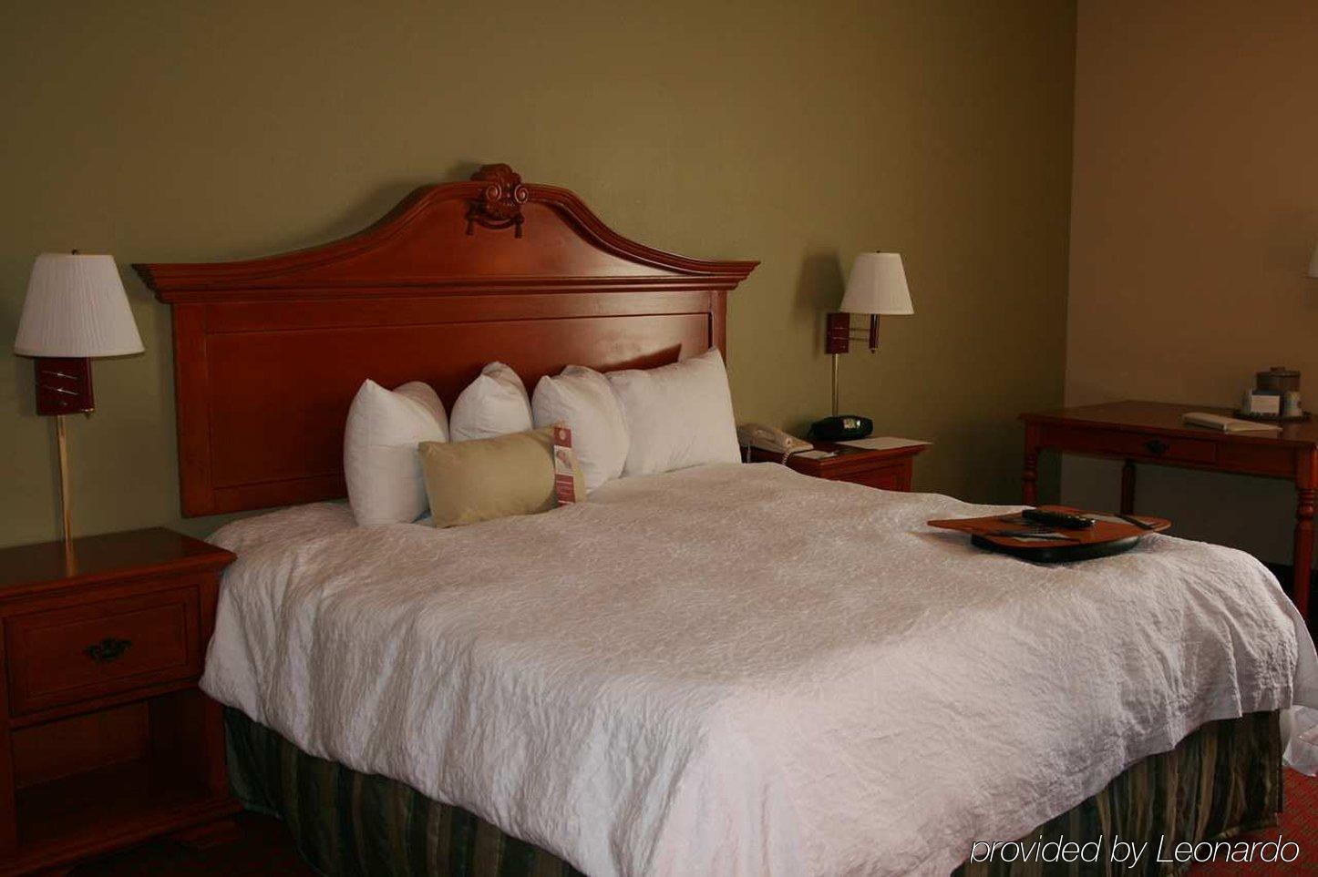 Hampton Inn Charlotte/Matthews Room photo