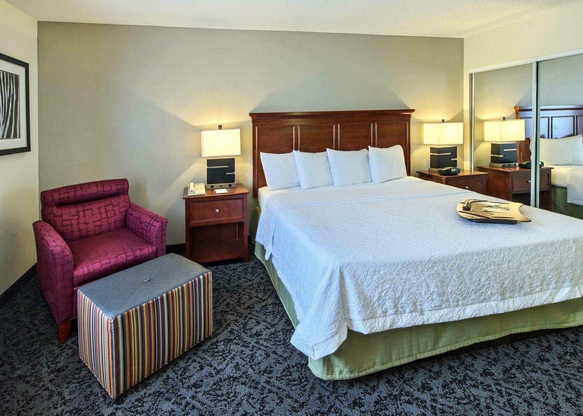 Hampton Inn Charlotte/Matthews Exterior photo